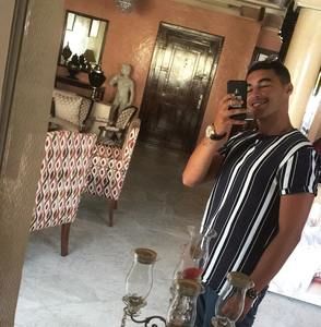 Meet your Posher, Omar